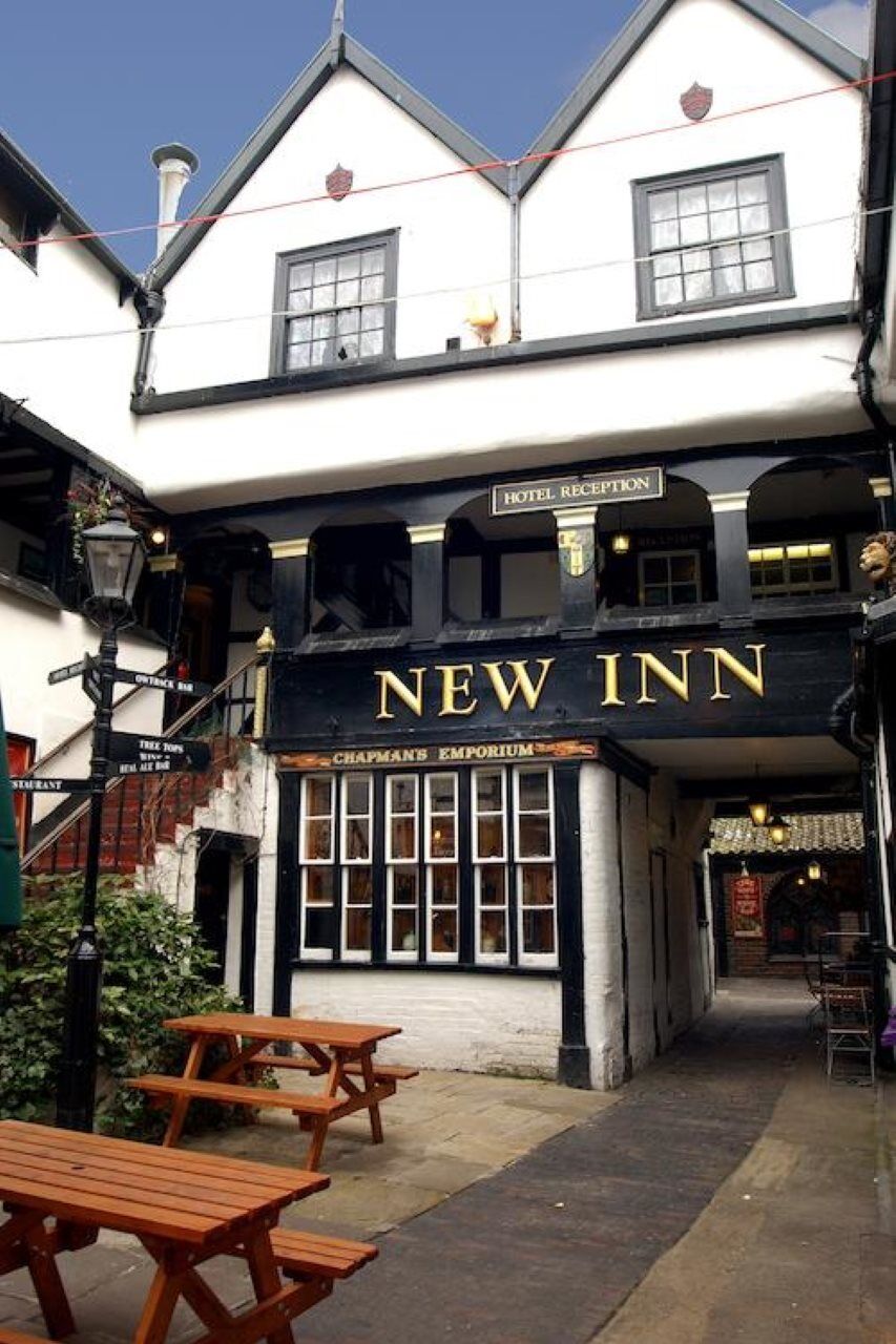 The New Inn By Roomsbooked Gloucester Exterior photo